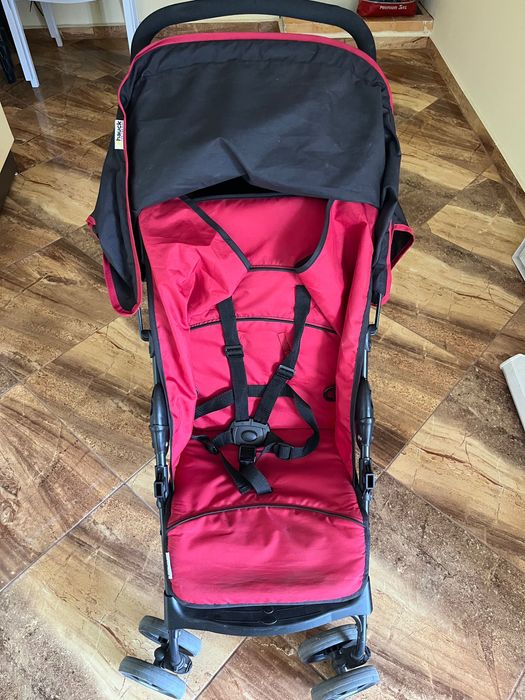 Продавам бебешка количка