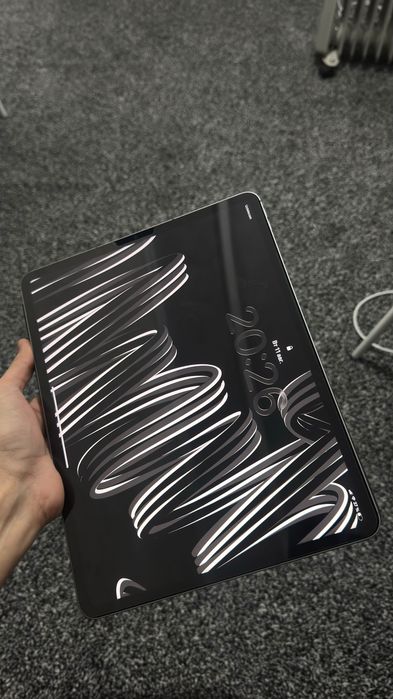 Ipad PRO(m2 chip) 12.9 inch 256gb wifi+ sim karta