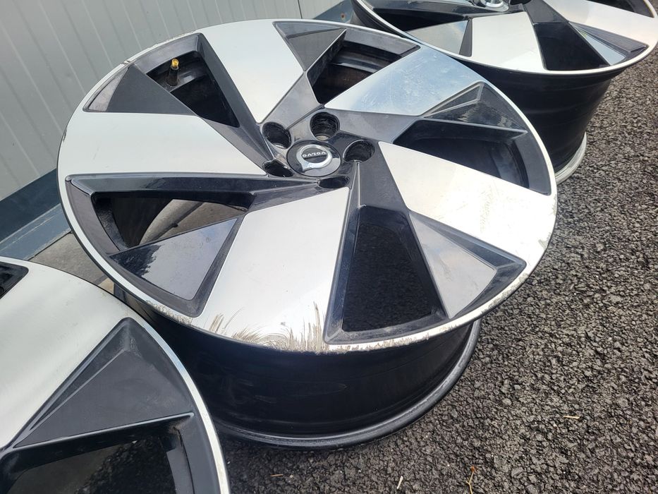 Оригинални джанти Volvo C40 / XC40 Recharge / EX40 20” Borbet OEM 5x108