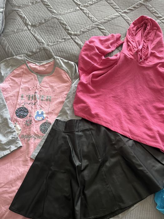 Отдам женские вещи