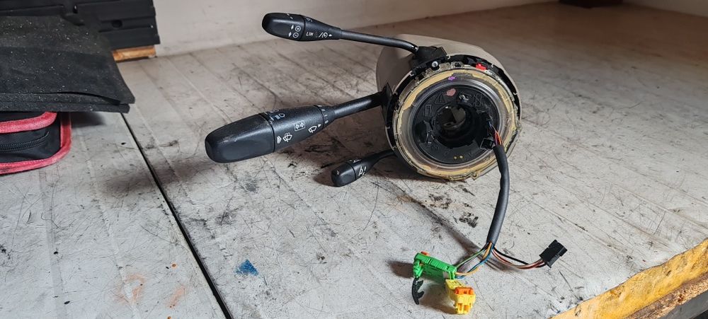 Maneta semnalizare mercede e classs w211 300lei