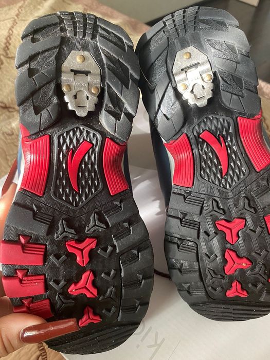 Зимние кроссовки 33 размер