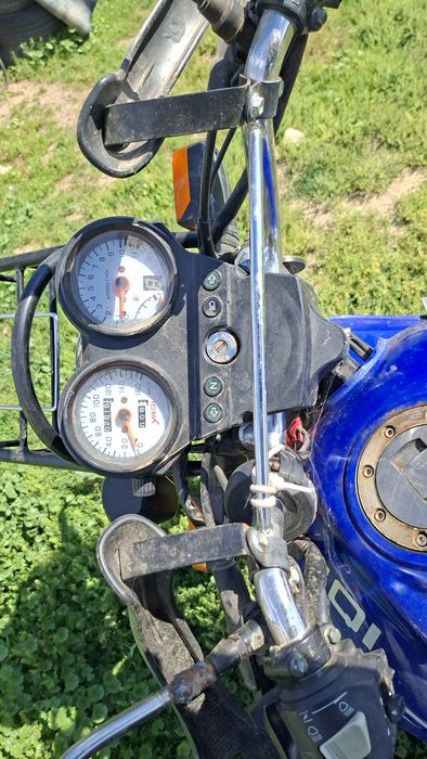 Продам мотоцикл Яки 200куб