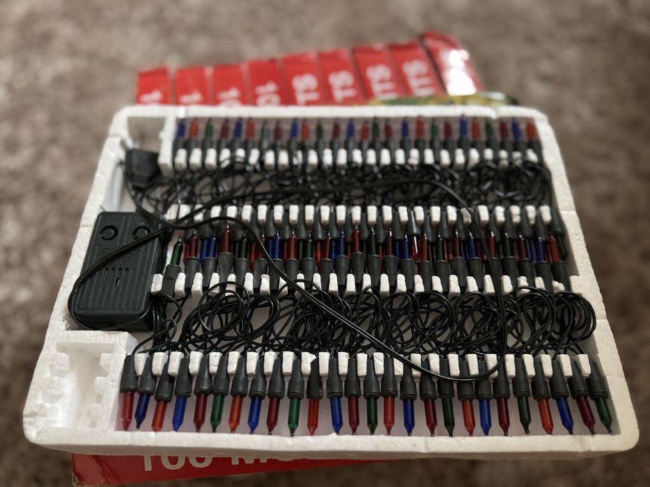 Instalatie de Pom / Brad de Craciun Vintage cu Muzicuta