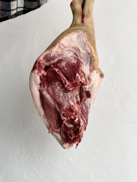 Мясо свинины(домашнее) 2000тг/кг