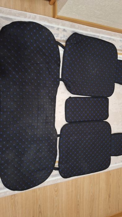 Продам чехолы компльект