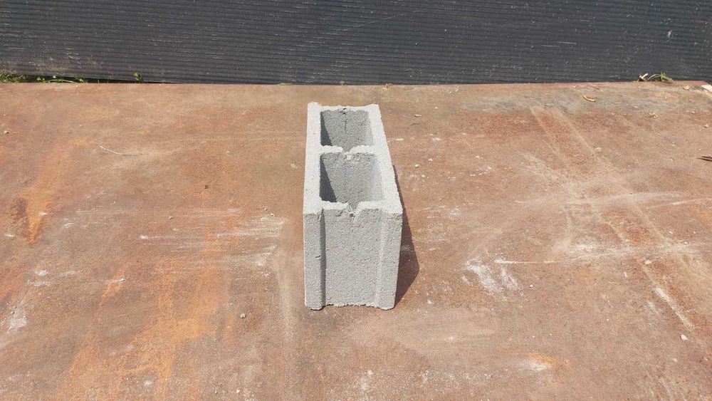 Bolțari de beton pentru zidărie și stâlpi
