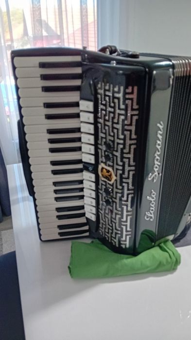 Vind Paulo Soprani  cu picolo și Organ