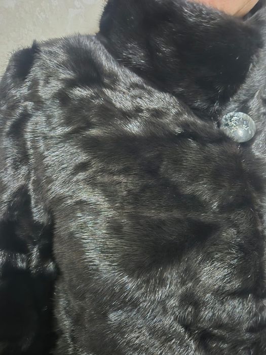 Норковая шуба ,женская