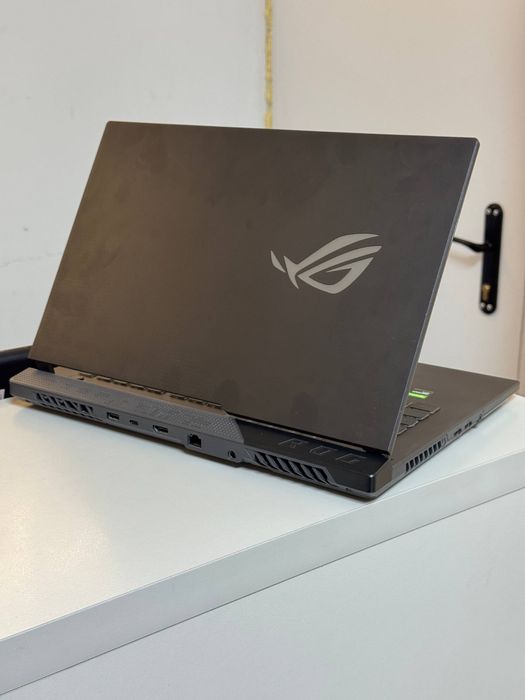 Asus ROG R7/4, SSD 512GB, GTX1650