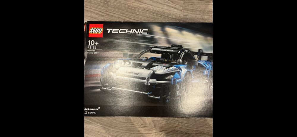 Lego McLaren Senna 42123