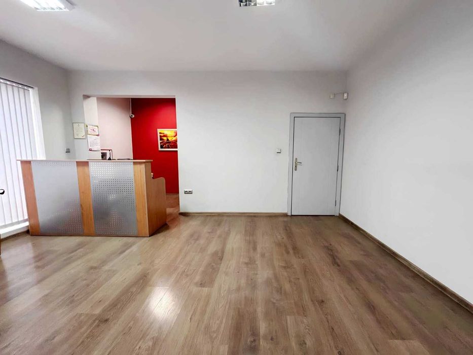 ЕРА МАКС отдава помещение под наем в Центъра