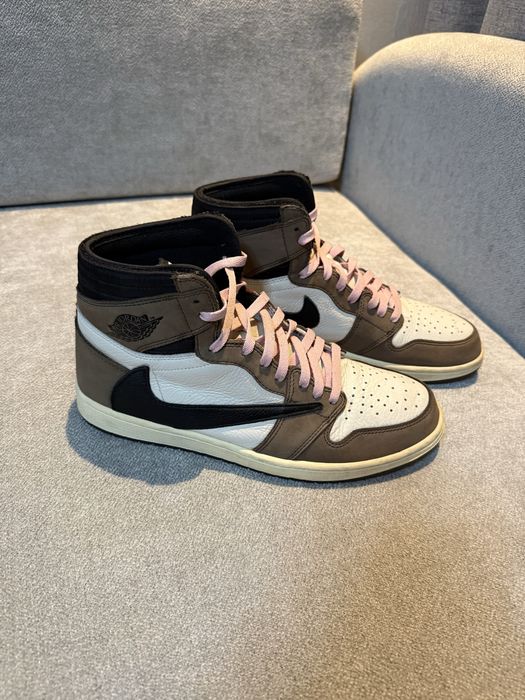 Jordan 1 high Travis Scott mocha