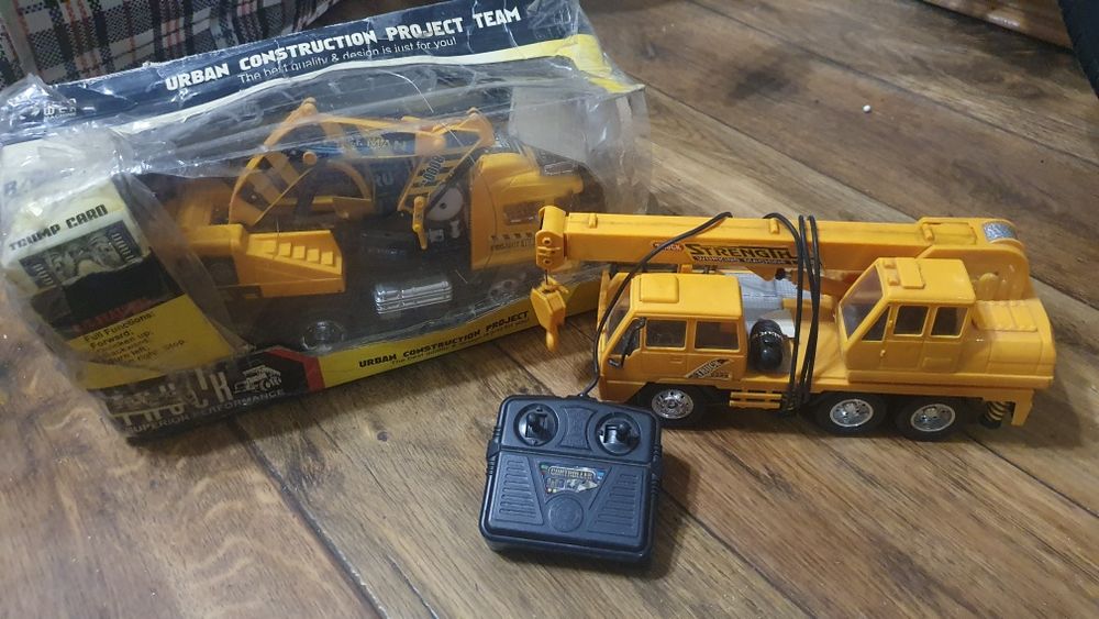 Игрушки для мальчика