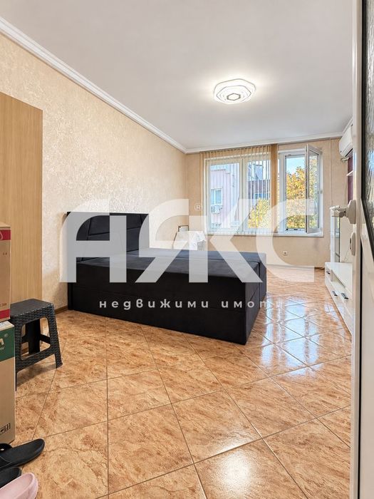 Продава се Тристаен апартамент в София, Стрелбище - 115 кв.м за 3035 €/кв.м - Снимка #3