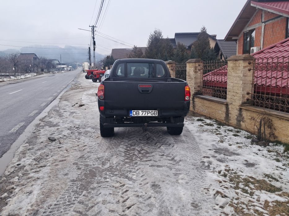 Mitubisi l200 proprietar