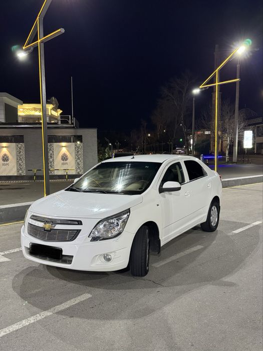 Cobalt 2014 mexanika sotiladi