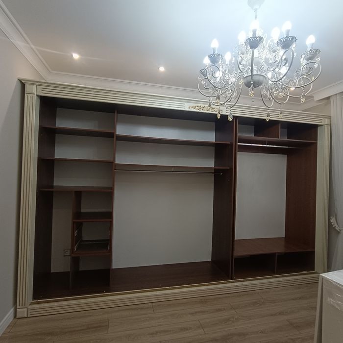 Шкаф в хорошем состоянии