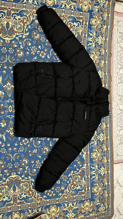 Зимняя куртка черная