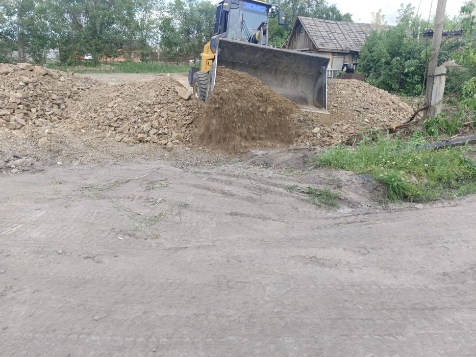 Услуги погрузчика. Вывоз мусора/снега., очистка территории. КамАЗ