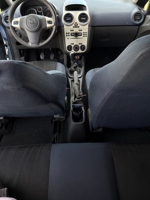 Opel corsa 1.2 benzina