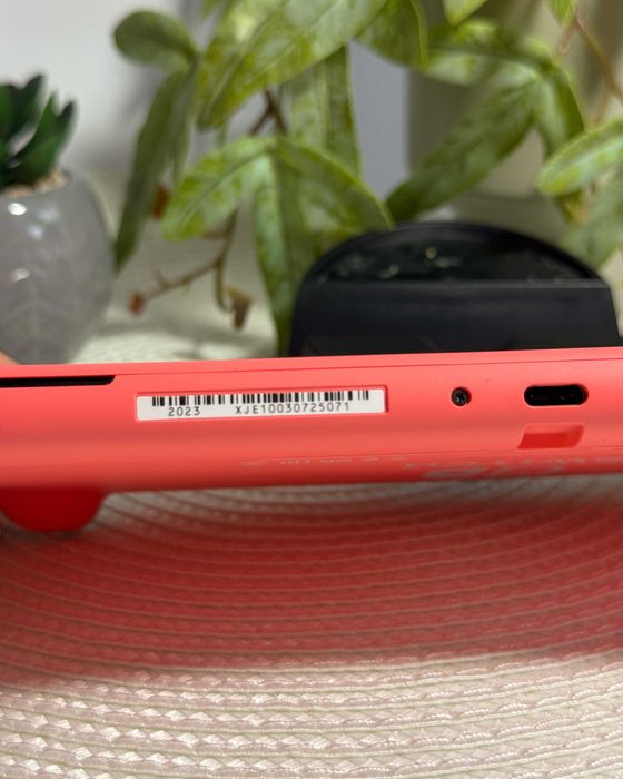 Nintendo Switch Lite Coral + 256GB SD карта! КАТО НОВ!