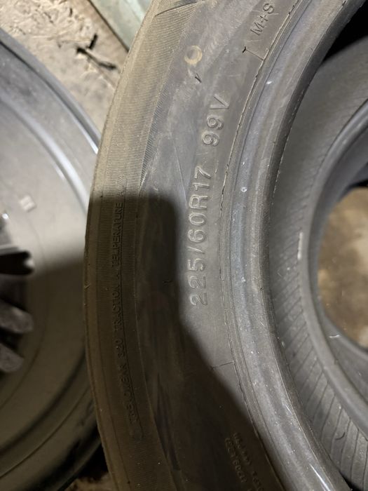Продам балоны 225/60/17 4штуки