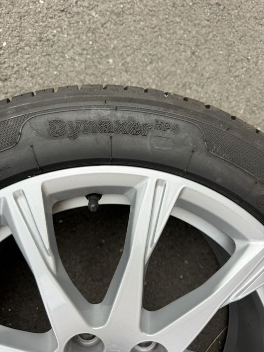 Roti Originale Audi A4 8W B9 225/50 17