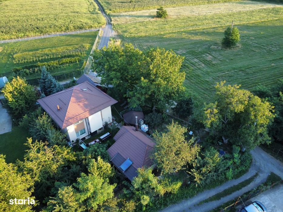 Casa langa Campina, teren 1000mp+garsoniera separata, PROPRIETAR