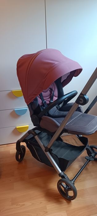 Cărucior Cavoe Ideo (0–22 kg) – compact, scaun rotativ 360°