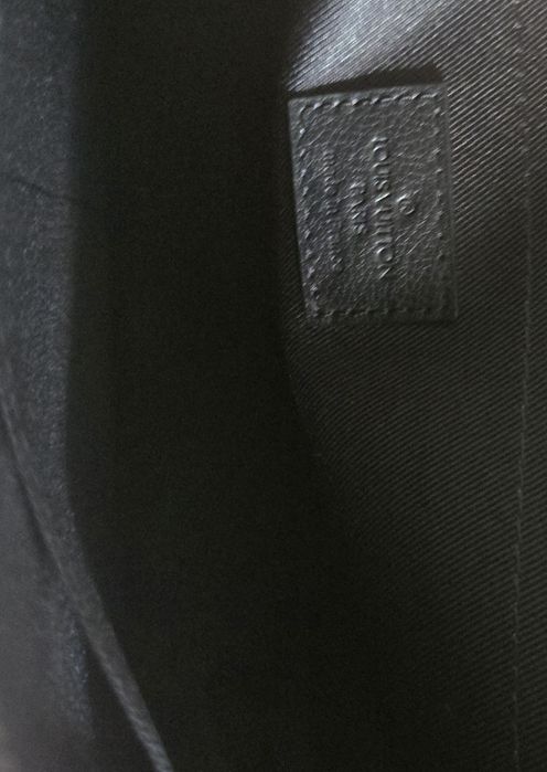 Оригинален клъч Louis Vuitton