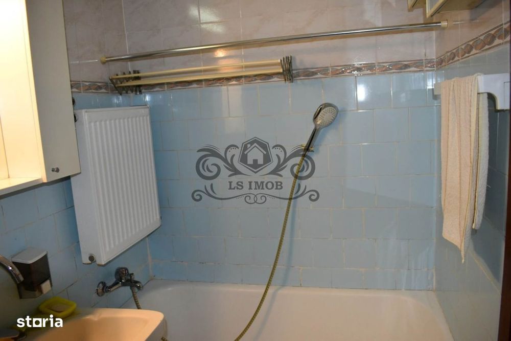 Apartament 2 camere , terasa si gradina, Centru de vanzare