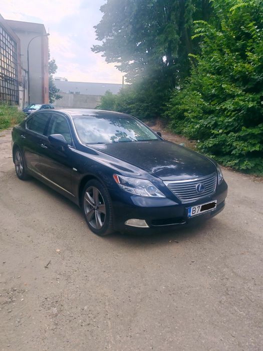 Lexus Ls600h Long 455Cp (full led adaptiv,pneumatic,trapa,piele+mahon+plafon piele întoarsă etc)