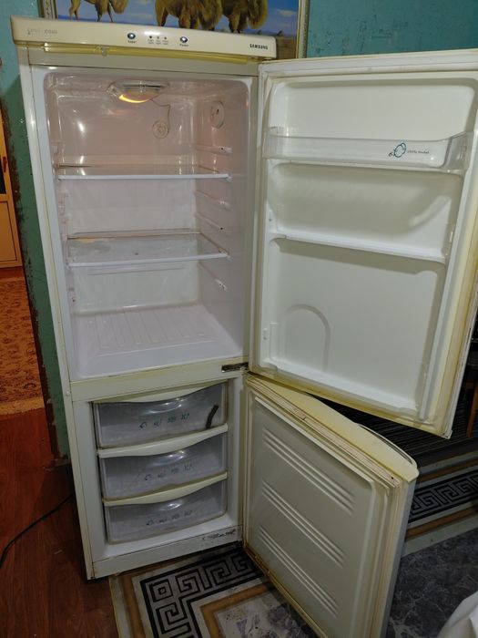 Холодилник самсунг рабочая