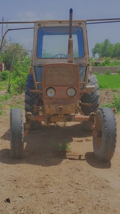 Traktor YuMZ-6  BELORUS sotiladi
