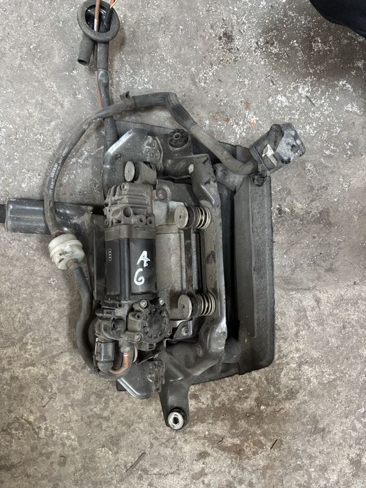 компресор за въздушно окачване  Audi A6