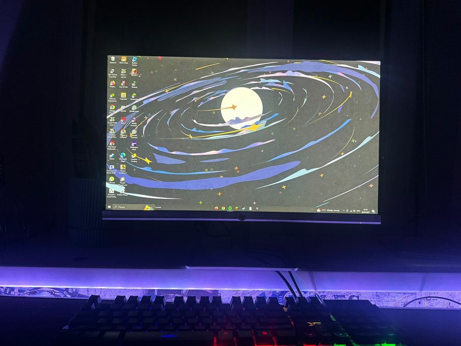 Продам монитор 24f