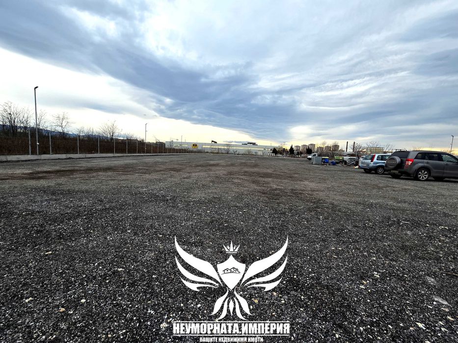 Дава се под наем Парцел в Пловдив, Индустриална зона - Тракия - 3000 кв.м за 1550.91 € - Снимка #1