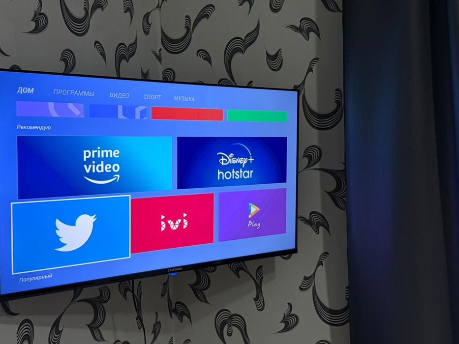 Продам смарт телевизор