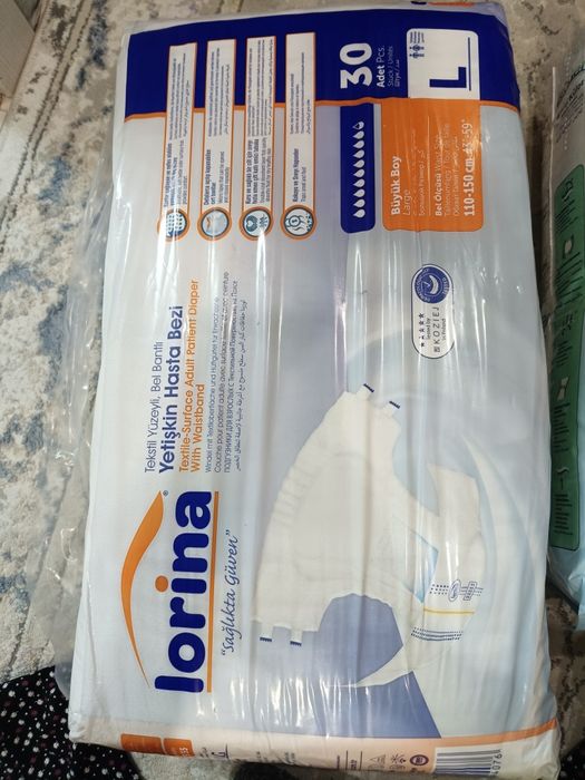 Продаю взрослые памперсы