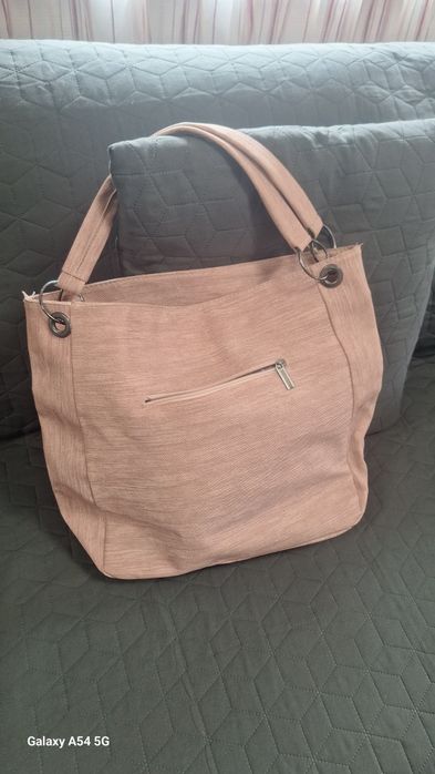 Чанта в бледо розово