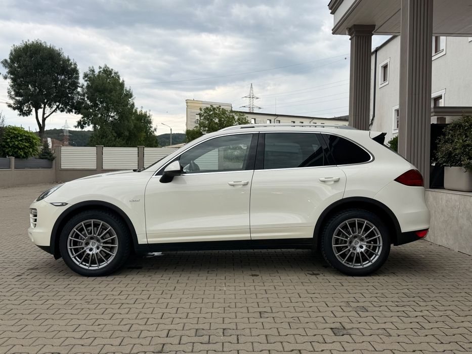 PORSCHE Cayenne 2010 — imagine 4