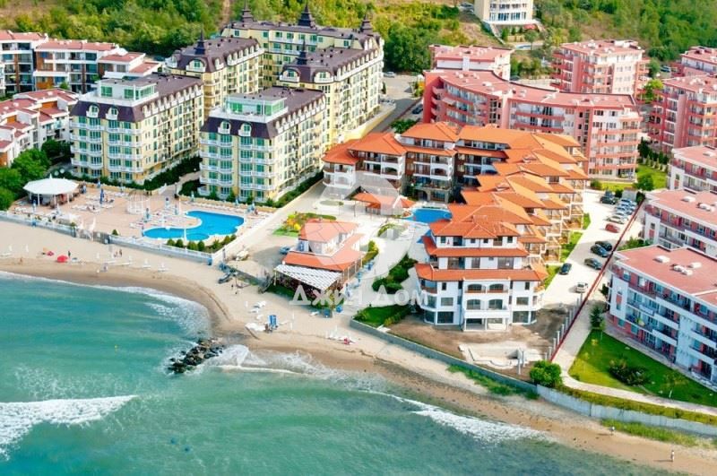 Продава се Едностаен апартамент в к.к. Елените - 38 кв.м за 1172 €/кв.м - Снимка #11