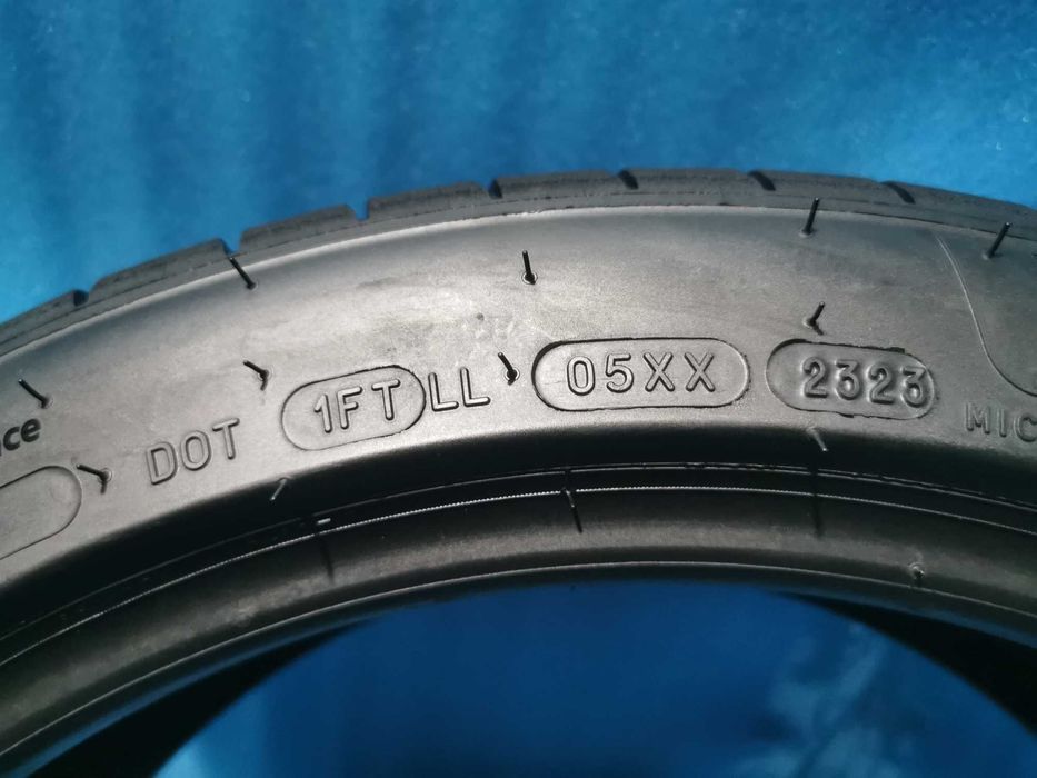 205/45 ZR17 michelin 2 bucati