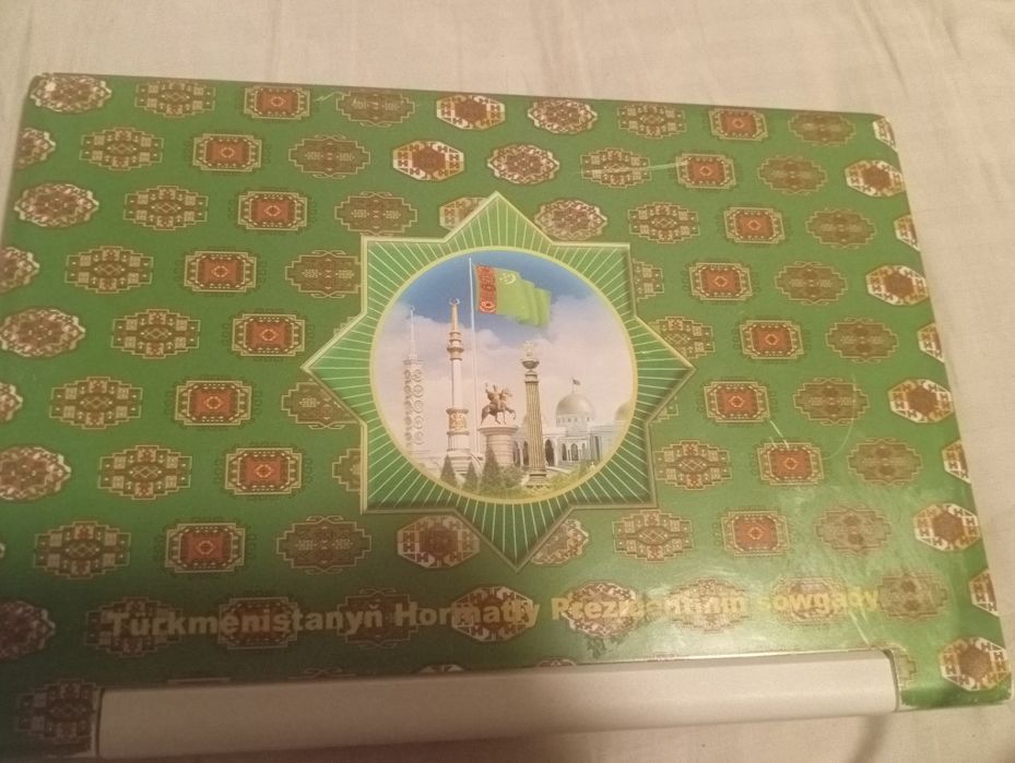 Lenaova Turkmaniston prezidenti sovgʻasi