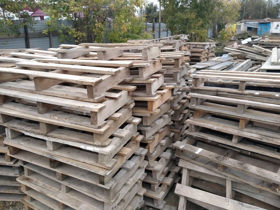 Продам паддоны в идеальном состоянии