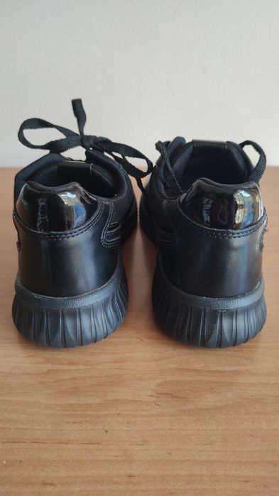 Уникални маратонки Tamaris, Trussardi, Asics 36номер