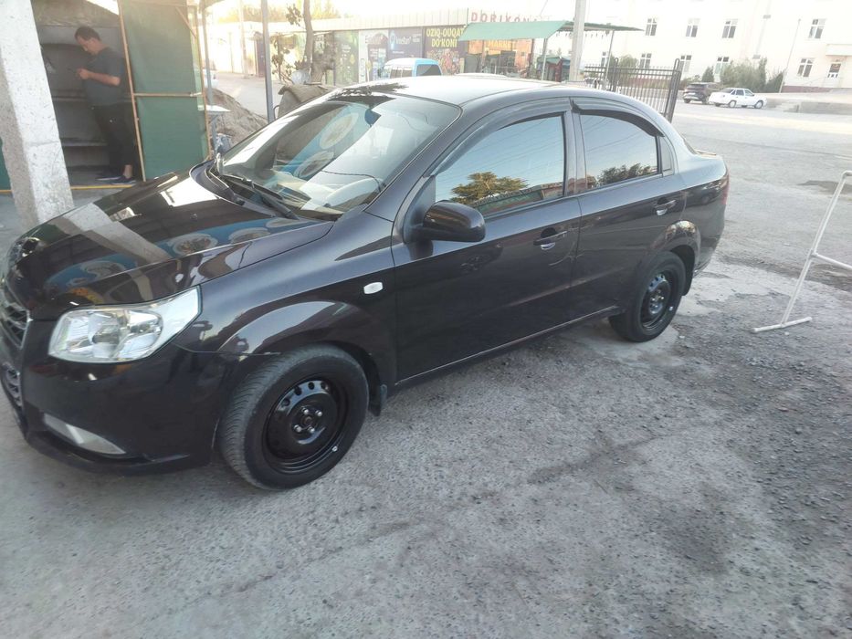 chevrolet nexia3  sotiladi