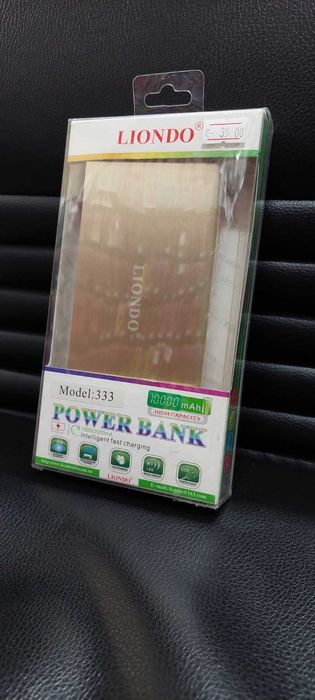 POWER BANK Преносима външна батерия 2500 / 2600 / 5000mAh с LED фенер