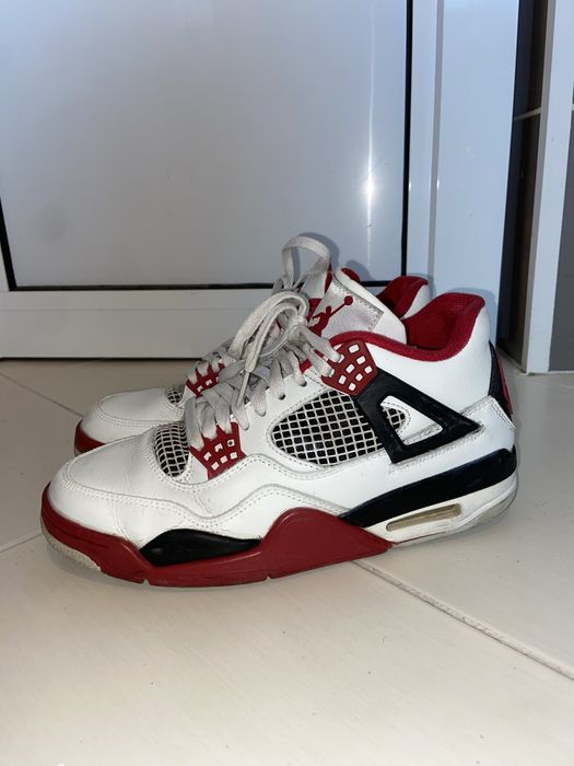 Air Jordan 4 Fire Red